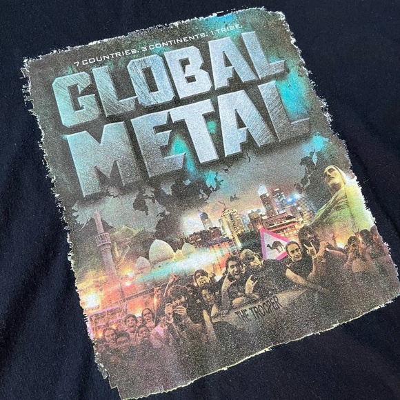 Large Y2K Global Metal Tour Shirt - Picture 2 of 4